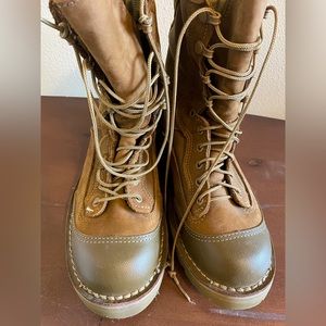 Danner USMC Temperate Gore-Tex R.A.T. Boot